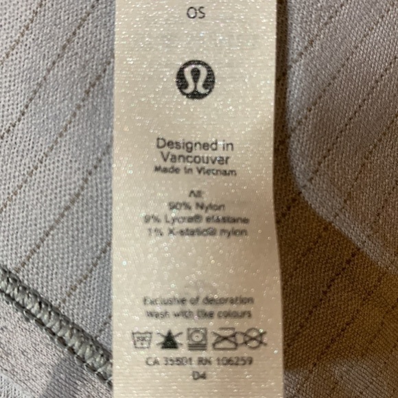 Lululemon All You Need Scarf so many ways to wear it, sweat wicking Luon fabric - Picture 3 of 7